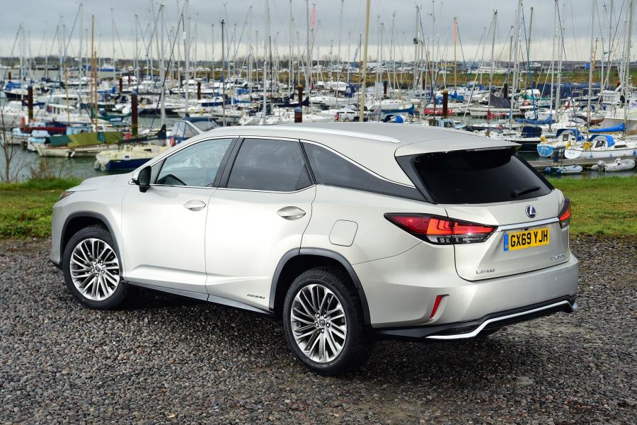  Lexus RX450hL 2019 года  (UK) (фото 36 из 40)